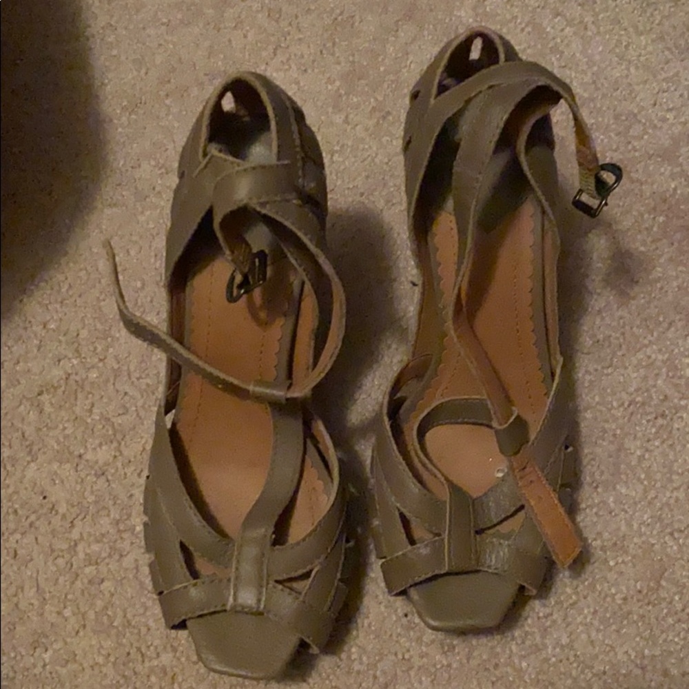 Lucky brand wedges